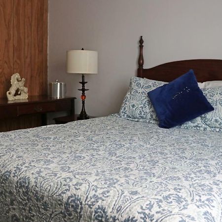 The Falls Family Lodge Niagara Falls Extérieur photo