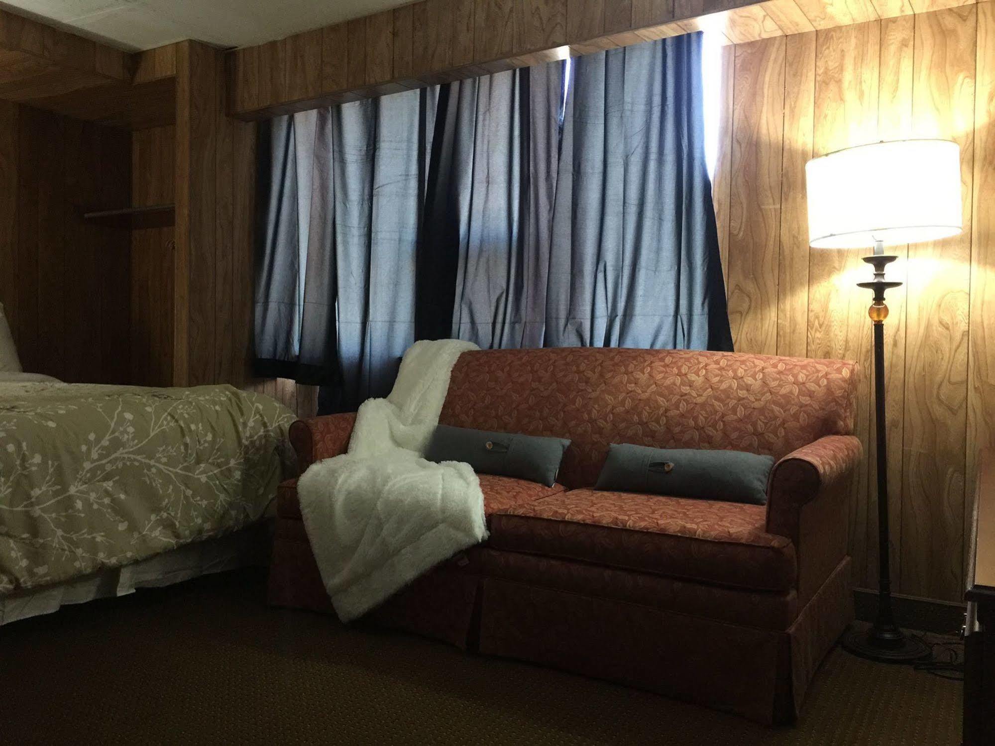 The Falls Family Lodge Niagara Falls Extérieur photo